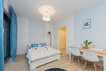 Kawalerka 28 m² przy Arkadii | Metro Dworzec Gdański | 3400 PLN