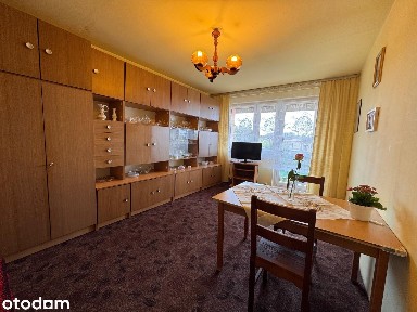Dąbrowa G. Centrum możliwość połączenia kuchni z salonem. Duży balkon!