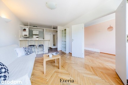 Smolna-Śródmieście-2 pokoje-Kultowy Młotek- 35 m²