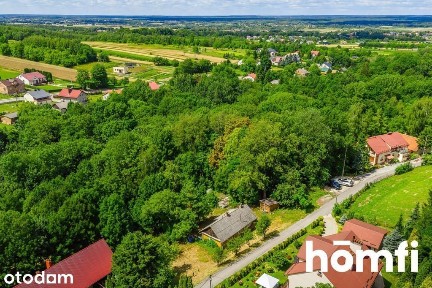 Drewniany dom na 49ar działce blisko Rzeszowa