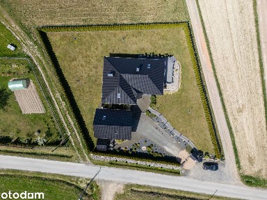 Tytuł ogłoszenia: WYJĄTKOWA POSIADŁOŚĆ | 122m² + 50m2| Działka 18 ar |