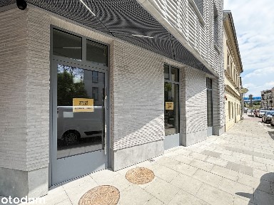 Lokal handlowy, usługowy 65m2 - duże witryny, nowy budynek -