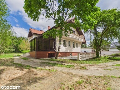 Piękny dom z miejscem na biznes, Dąbrówka Nowa