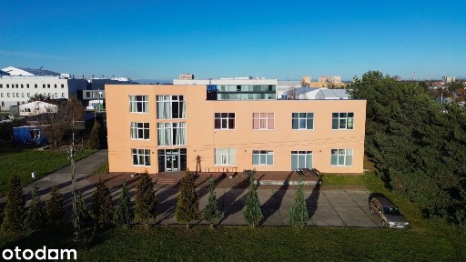 Obiekt hotelowo-biurowy - 3,5min od Starego Miasta