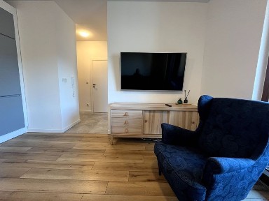 HOLM HOUSE piękne słoneczne 2pokoje z balkonem i garażem