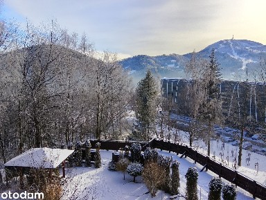 Przestronne mieszkanie z ogródkiem i balkonem