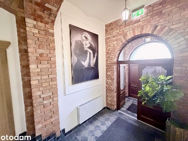 Bez PCC i prowizji/Połączenie apartamentowca i pięknej kamienicy