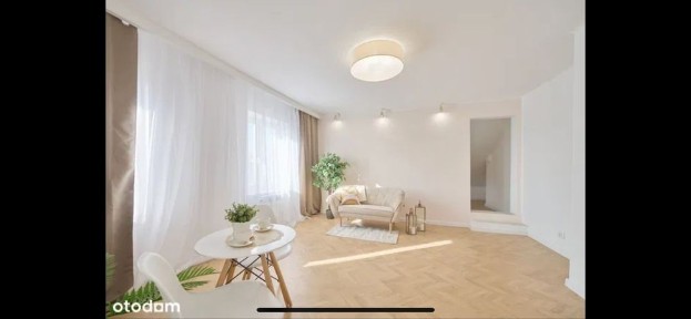 Na sprzedaż mieszkanie 38 m² - Płock Starówka, Plac Obrońców Warszawy 1 | widok na Wisłę i Katedrę