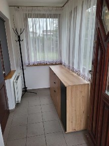 Do wynajęcia niezależnie mieszkanie w domku