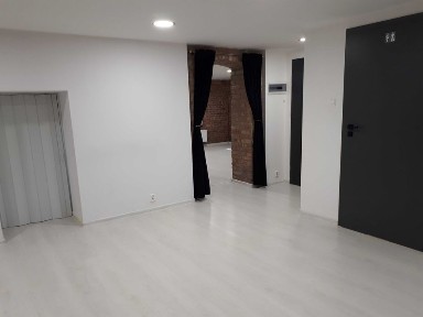 Lokal/Biuro w stylu LOFT + magazyn 20 m2 + parkingi