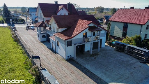 Nieruchomość inwestycyjna z halami produkcyjnymi i częścią mieszkalną