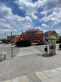 Lokal usługowo-handlowy do wynajęcia w Centrum Sobótki Rynek 7,ok.55m2