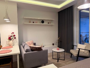 Kawalerka na wynajem po remoncie | 32 m² | Duży balkon | Ursus Skorosze