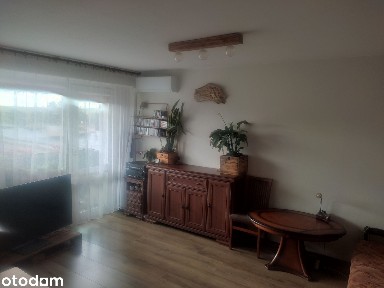 Przestronne mieszkanie z balkonem i klimatyzacją