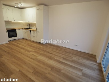Nowe, wykończone, balkon