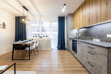 3 pokoje | Balkon - loggia | Parter | Po remoncie | Świetna lokalizacja