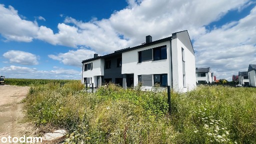 Przestronny dom z garażem. 5 pokoi. Powierzchnia całkowita 153,5 m2