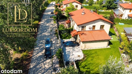 Nowoczesny dom z ogrodem | Reguły | 5 min do WKD | 148,5m²
