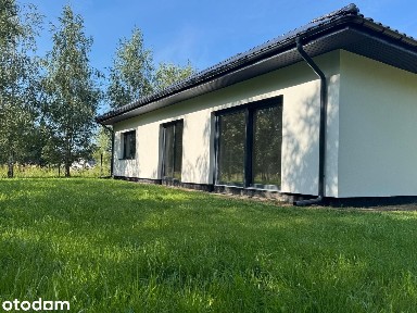 Dom jednorodzinny wolnostojący na sprzedaż