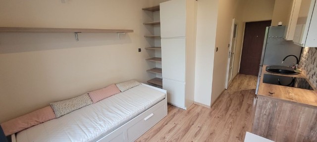 Super komfortowa kawalerka w centrum Podgórza w Krakowie 1900 zł właściciel tel 601 414581