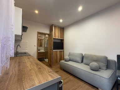 Oferuje do wynajmu przytulną kawalerkę o powierzchni 17 m² w miejscowości Lubiatów.