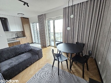 Mieszkanie 59 m2 w centrum, miejsce parkingowe