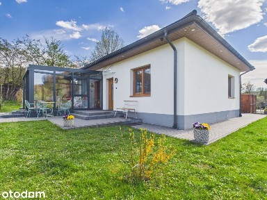 Dom w górach blisko rzeki + 2 domki typu stodoła