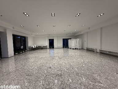 Przestronny lokal usługowy 106 m² z witryną - Rawicz, ul. Kamińskiego