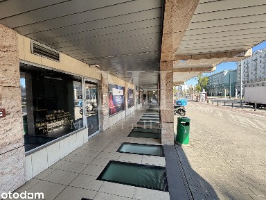 Lokal 245 m² | Aleja Jana Pawła | Duże witryny | Gastronomia Handel