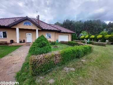Urokliwy dom wolnostojący w otulinie lasu na posiadłości o pow.4012m2