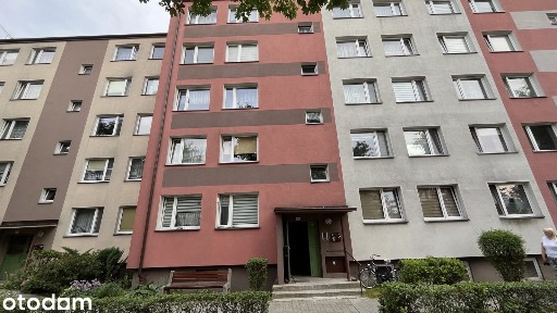 Mieszkanie M-4 w Radomsku z balkonem w bloku na sprzedaż
