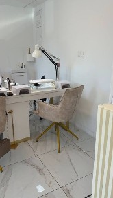 Wynajmę stanowisko do stylizacji paznokci manicure CENTRUM Jaworzno