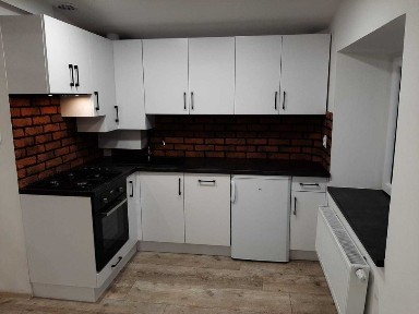 Mieszkanie po remoncie do wynajęcia - bardzo dobra lokalizacja, 55m2, niski czynsz