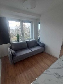 Wynajmę mieszkanie w Kaliszu ul. Konopnickiej 29 przy ZUS, 1 piętro, 2 pokoje, piwnica, parking, szlaban - 41,30 metra