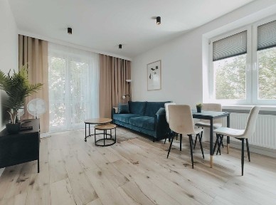 2-pokojowe Mieszkanie w CENTRUM | 5 min do Plant i Rynku | Balkon | Plac Inwalidów