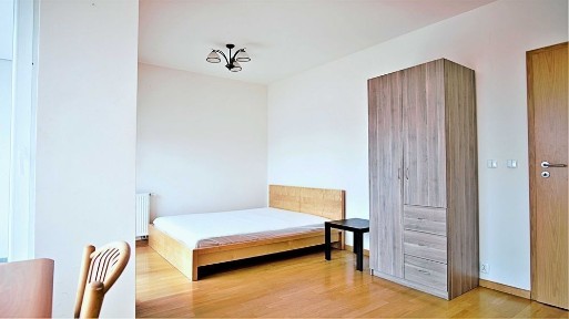 2 osobne pokoje 58 m2, przy ul. Stańczyka koło Bronowickiej, tramwaj 250 m