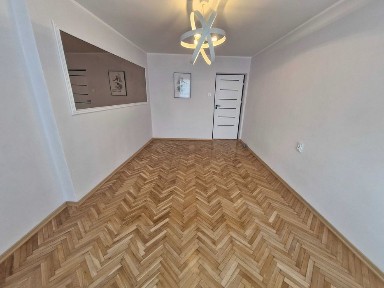 REZERWACJA BEZPOŚREDNIO Gotowe do wprowadzenia mieszkanie 2-pokojowe z parkingiem (oddzielna kuchnia) blisko Starego Miasta- Elbląg