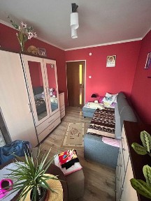 Sprzedam 3-pokojowe mieszkanie o powierzchni 61m w atrakcyjnej lokalizacji w Giżycku - do negocjacji