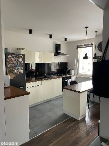 NA SPRZEDAŻ 3-pokojowe mieszkanie na os. Przyjaźni