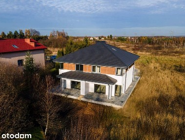 Bliźniak przy lesie w podwyższonym standardzie