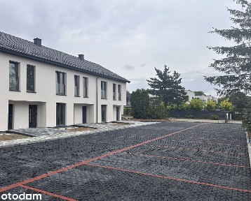 Mieszkanie bezczynszowe + dwa miejsca postojowe + ogródek/strych