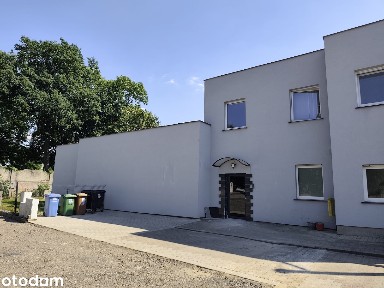 Lokal usługowy 188,60 m2 na parterze z parkingiem