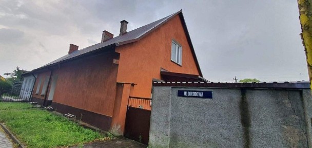 Dom jednorodzinny z duzym podwórkiem Ińsko. Sprzedaż Prywatna