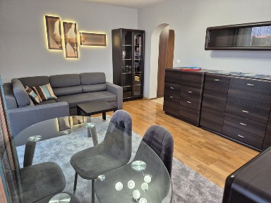Mieszkanie na wynajem, do wynajęcia 43 m², wysoki standard, po generalnym remoncie, klimatyzacja, zmywarka, garaż, ul. Felińskiego, osiedle Gotyk