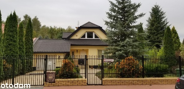 Przestronny dom z dużym ogrodem, prywatność i pękna okolica