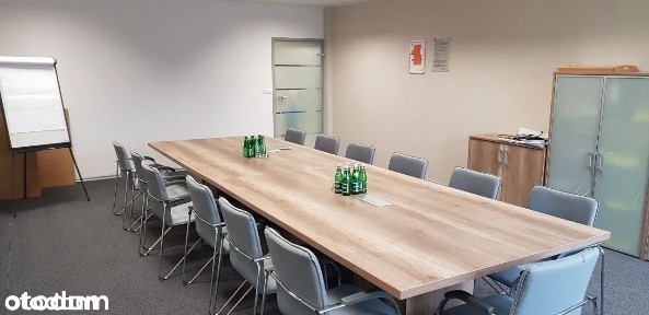 Hala produkcyjna, magazynowa z pom. socjalnymi i biurami