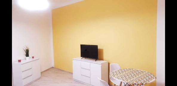 Kawalerka 27m² Centrum Katowic, osobna kuchnia, Klimatyzacja! Czynsz 150zł