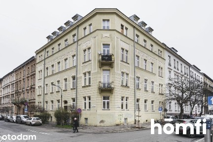 Ścisłe Centrum Krakowa | Kamienica Z Windą