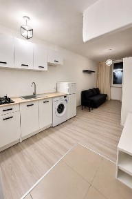 Kawalerka inwestycyjna 21,5m2 Katowice Centrum ul. Strzelecka - NISKI CZYNSZ - NAJLEPSZA LOKALIZACJA STUDENCKA!