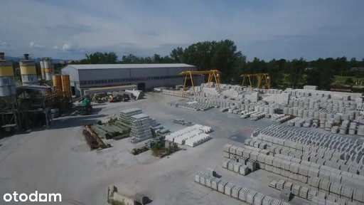 WEZŁY BETONIARSKIE BETON Hala produkcyjno-magazynowa z suwnicami